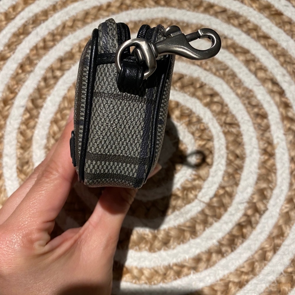 Coach Digital Camera Case - Picture 6 of 7